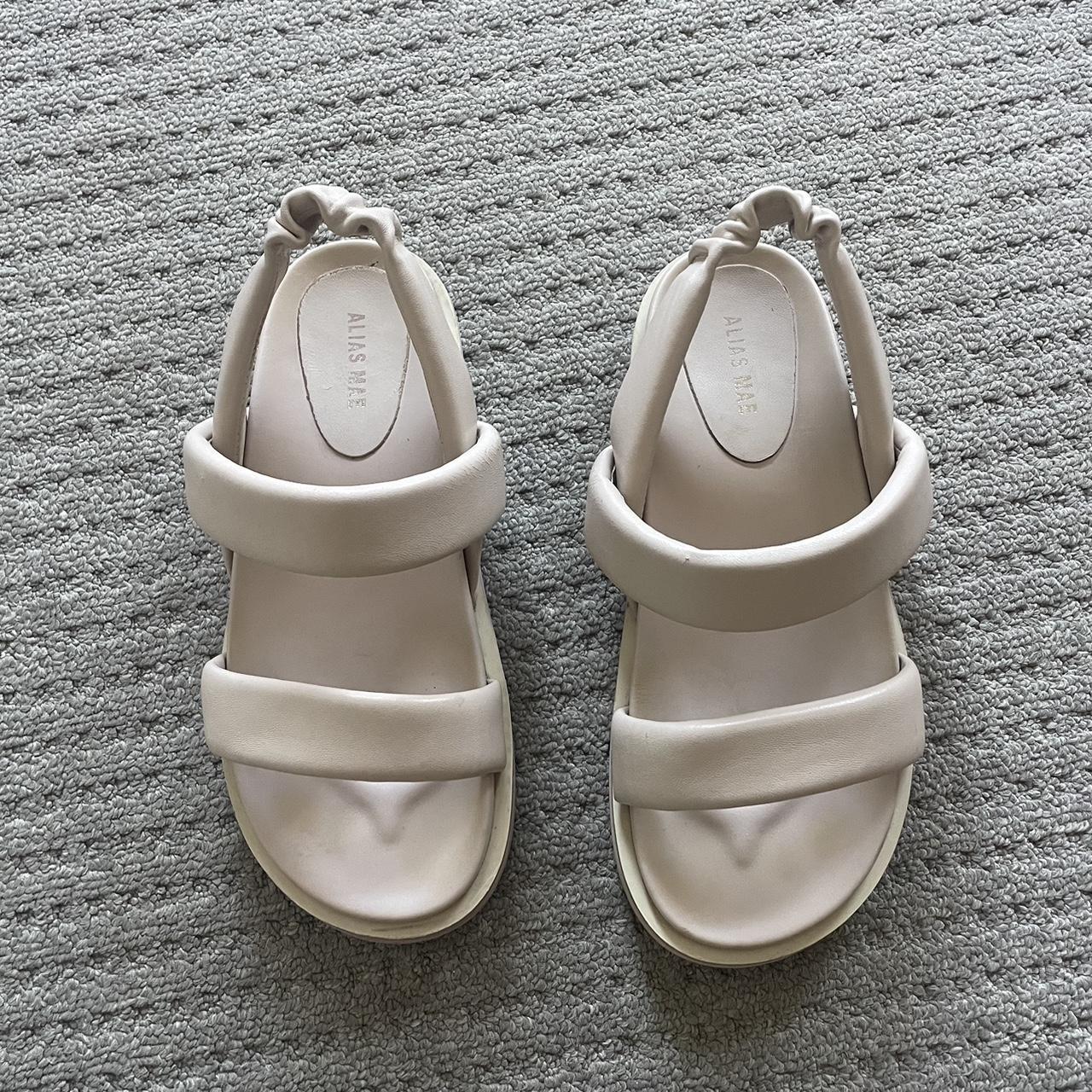 alias mae niki sandals