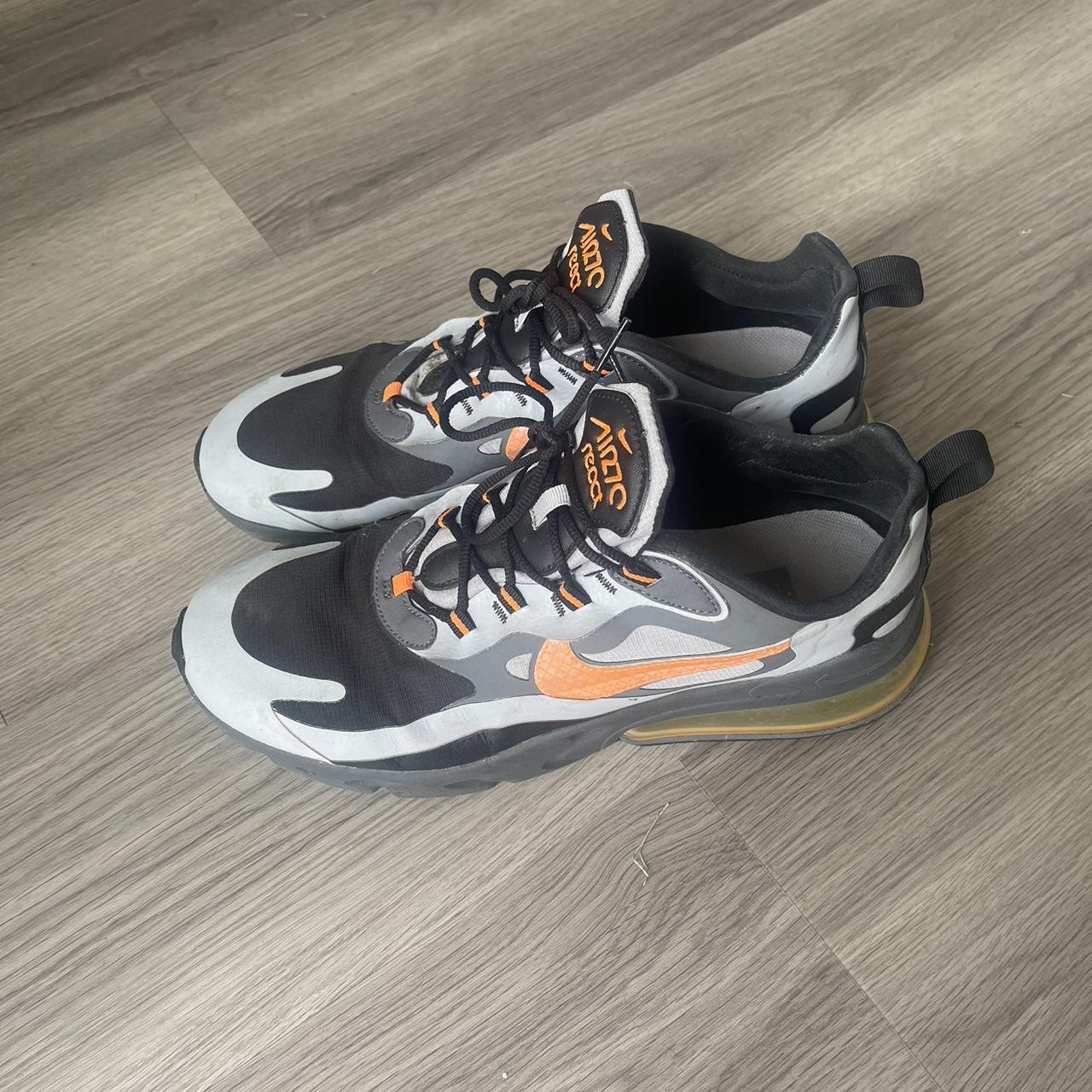 Air 270 react wolf grey best sale