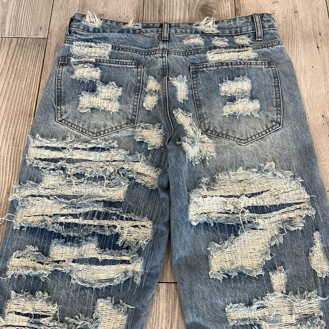 American Eagle Ripped Jeans #jeans #rippedjeans - Depop