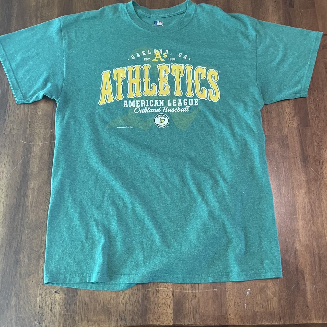 MLB T-Shirt - Oakland A's, Large