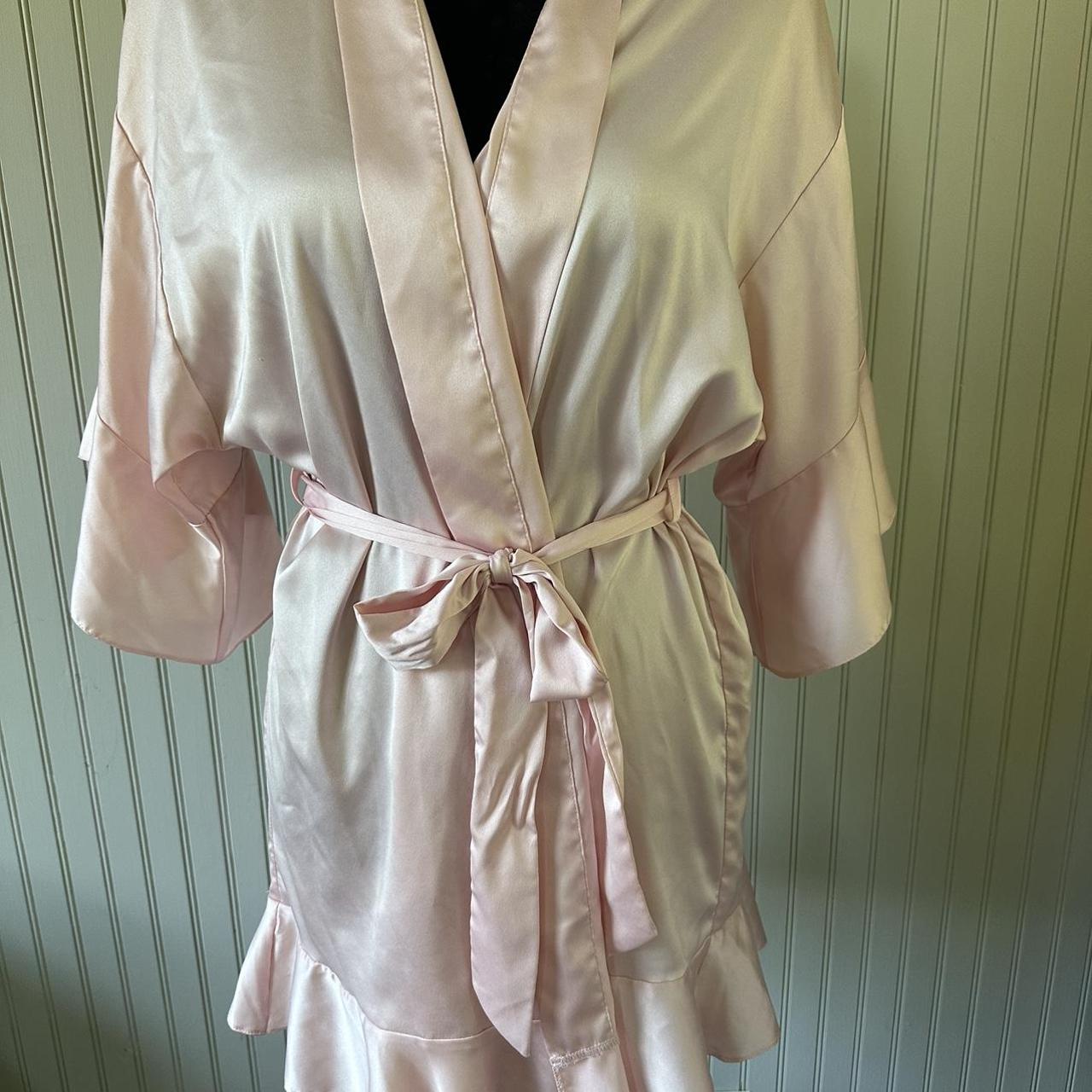 Victoria's Secret Women's Pink Robe | Depop