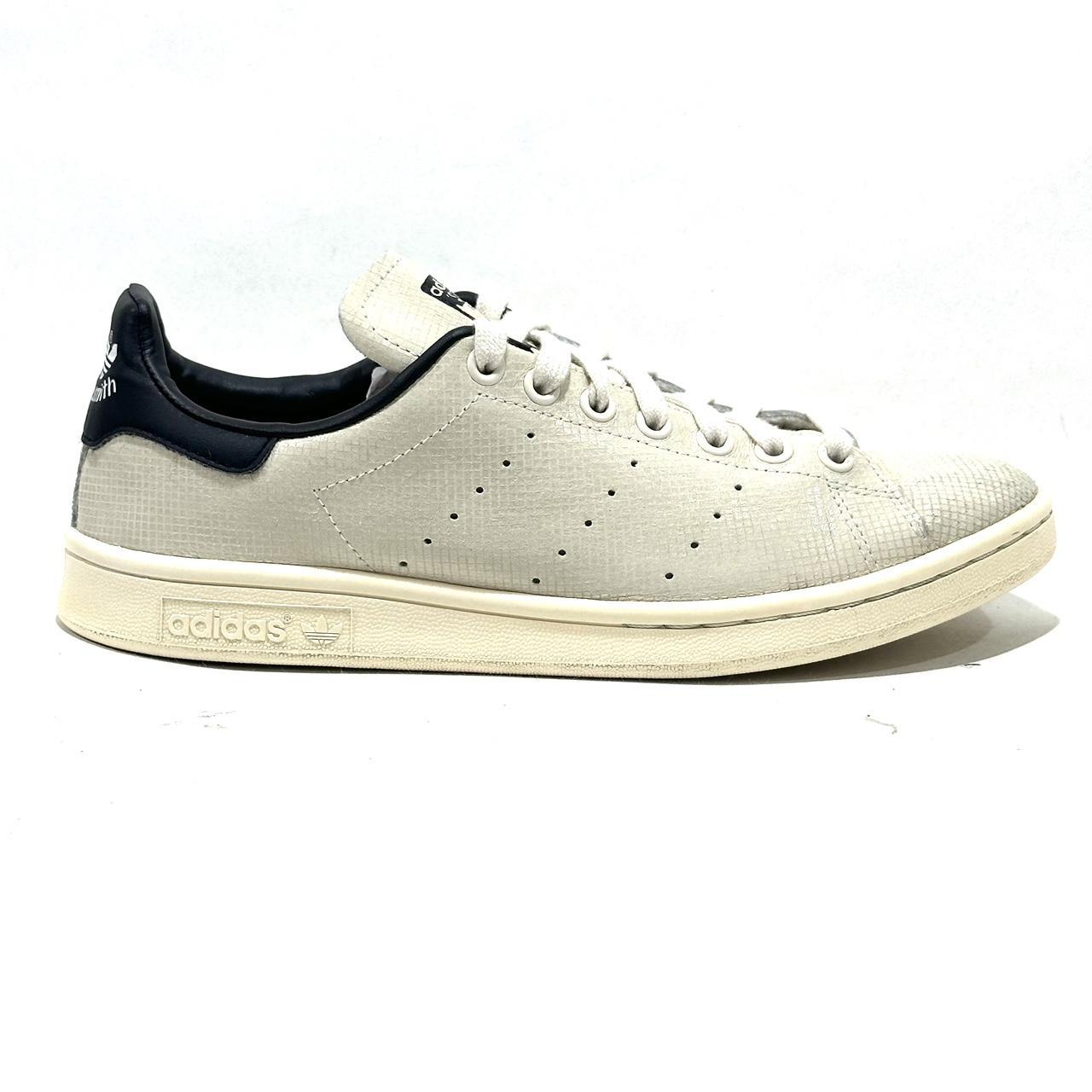 item listed by trashykicks