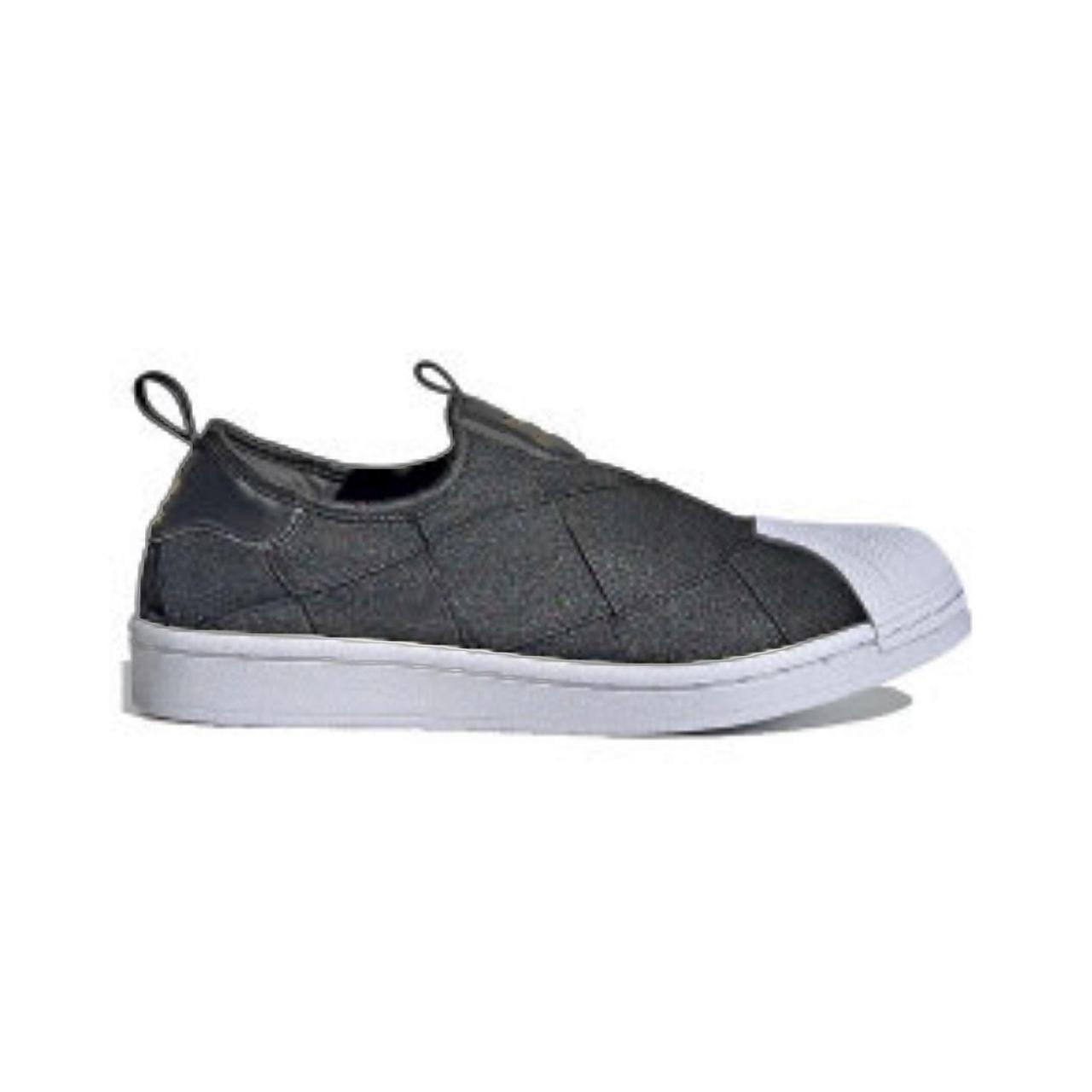 item listed by trashykicks