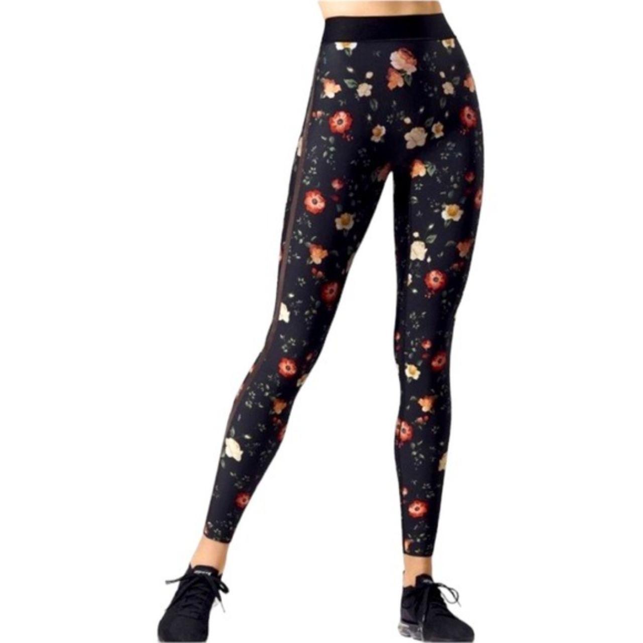 Ultracor Muscari Purple shops Black Floral Leggings Medium