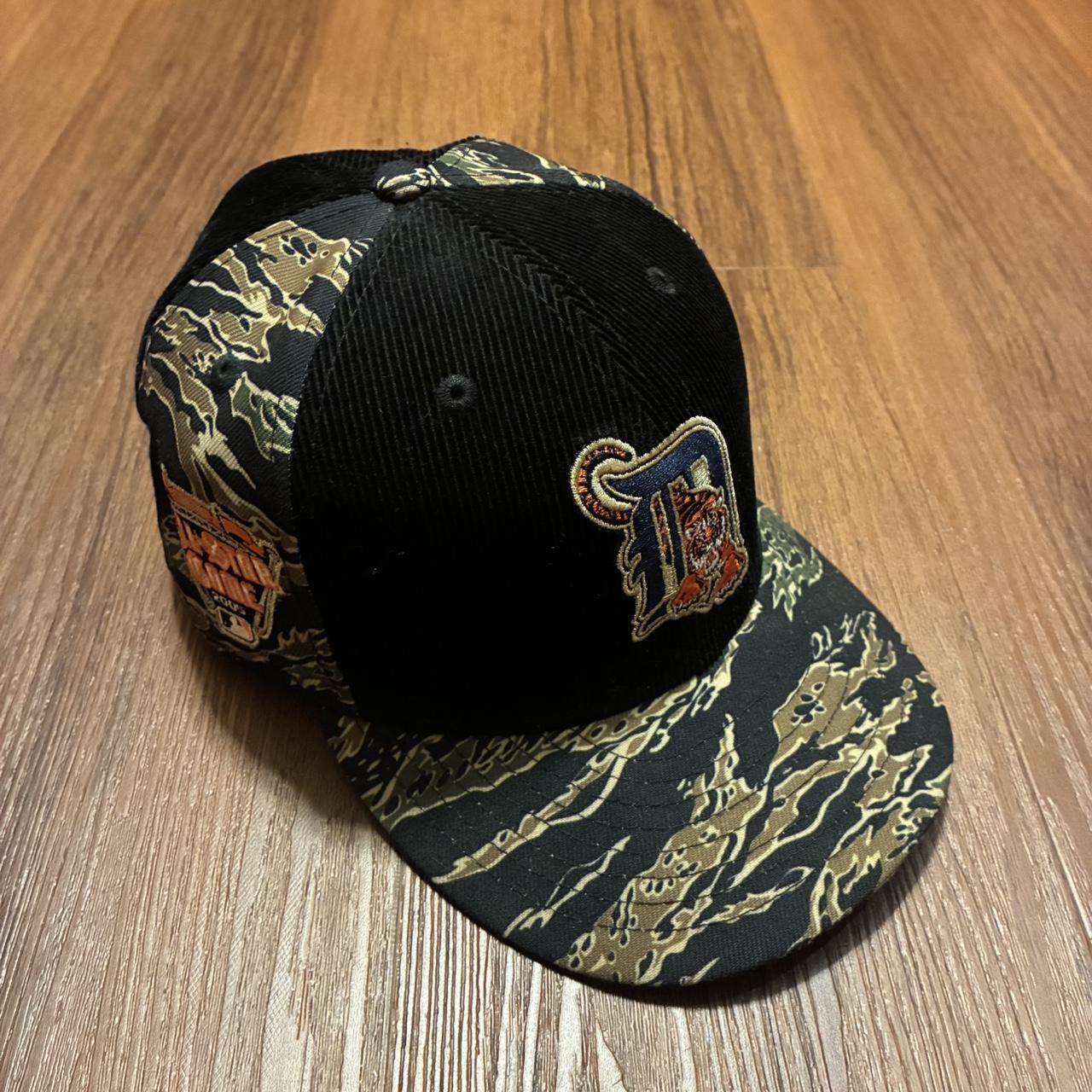New Era Men's Caps - Black/Multi – Detroit Tigers Corduroy Fitted Size 7 5/8 …