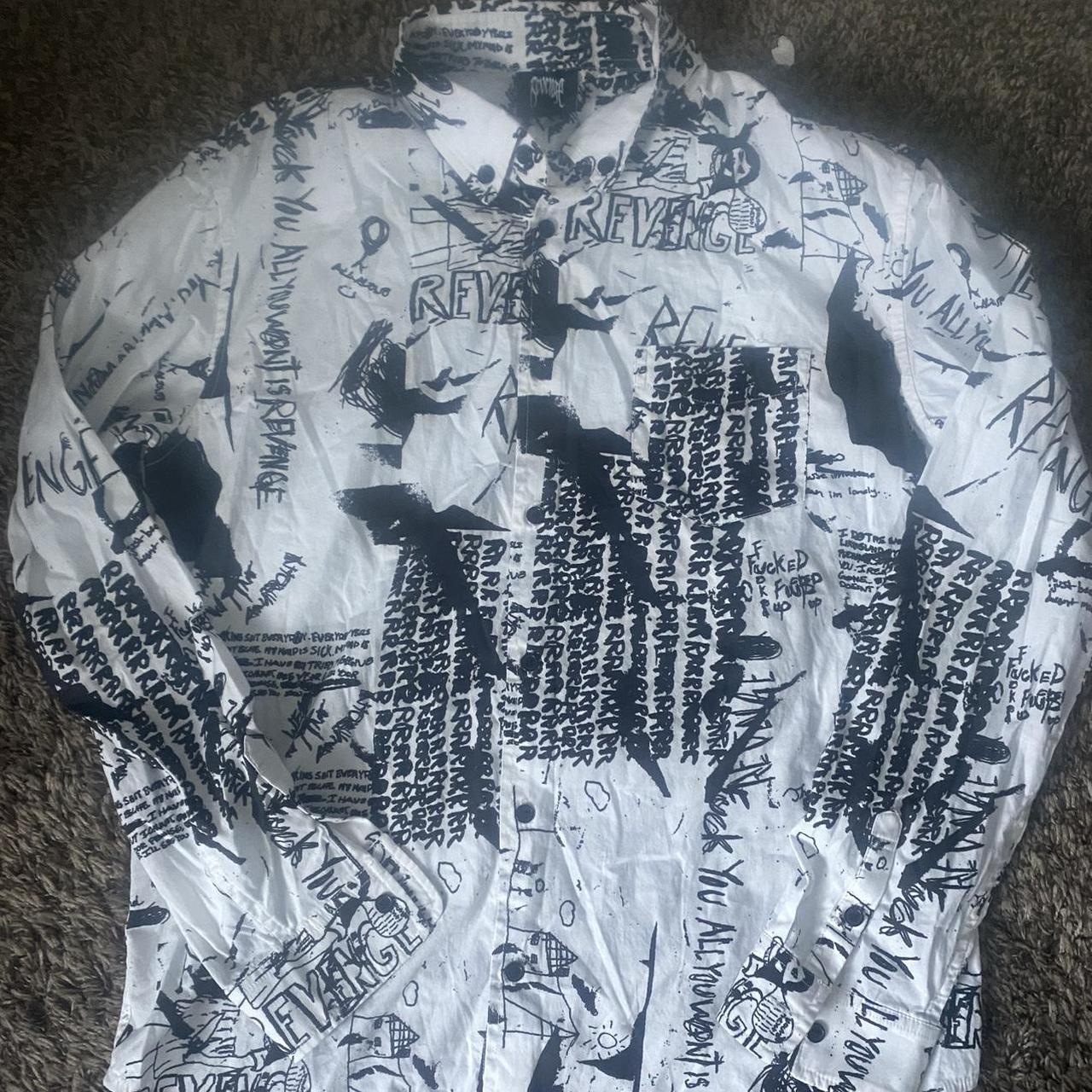 Discount Revenge Blue White Button Up Size Large