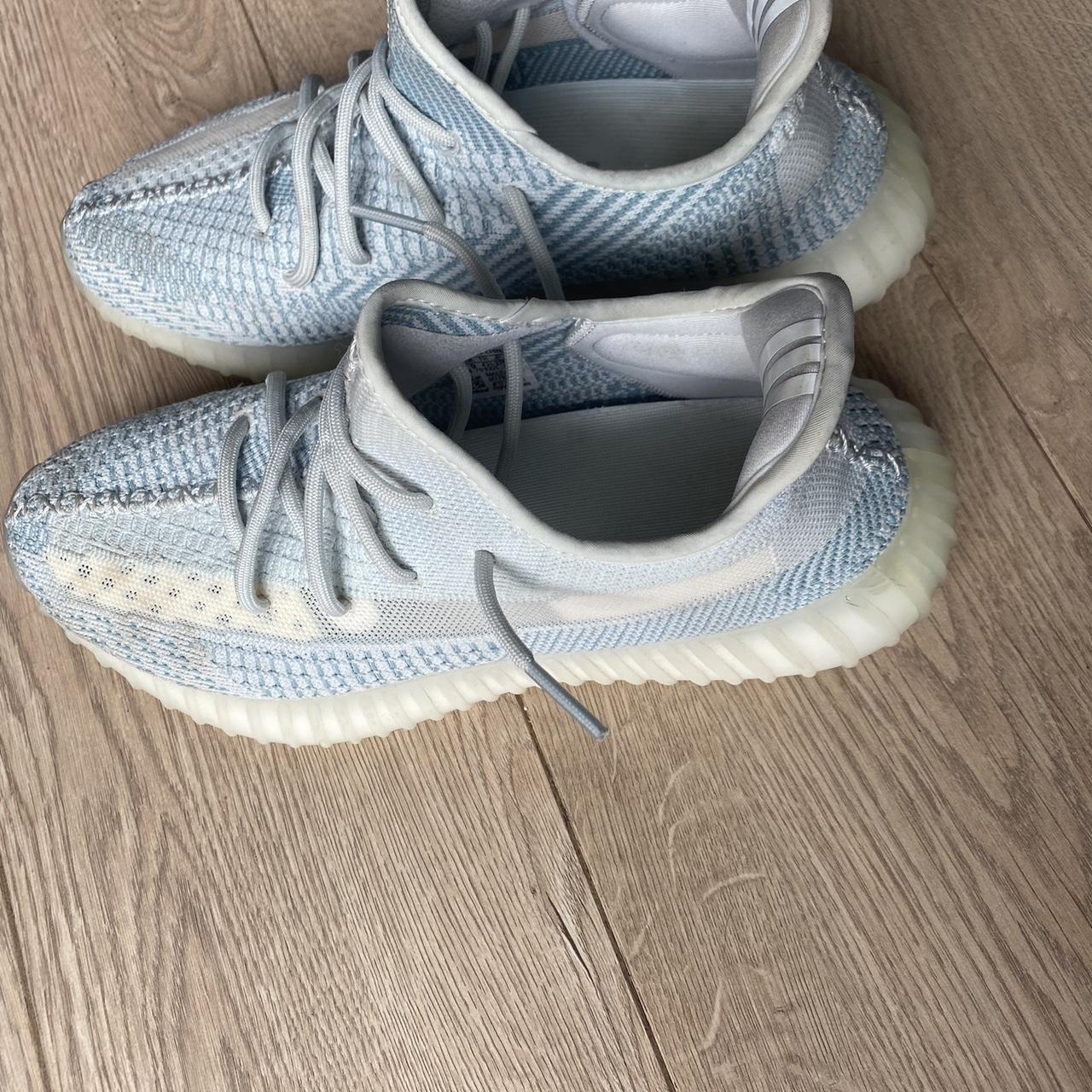 yeezy 350v2 cloud white