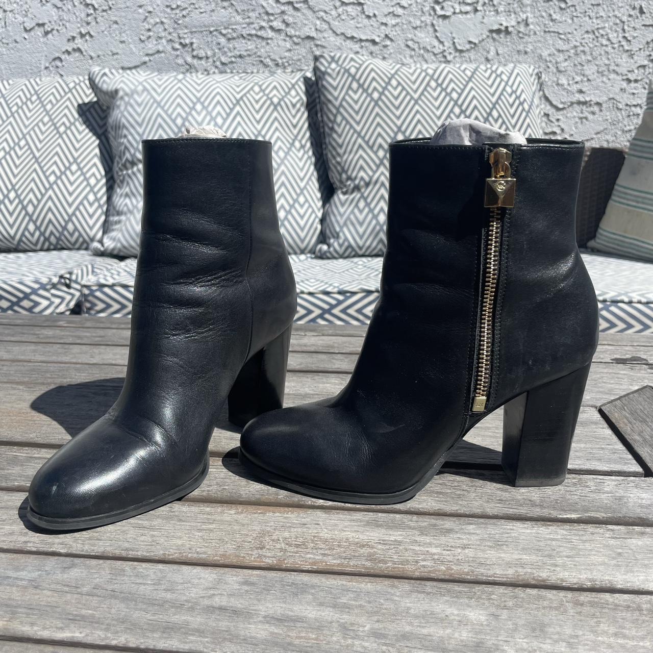 Michael kors clearance block heel boots