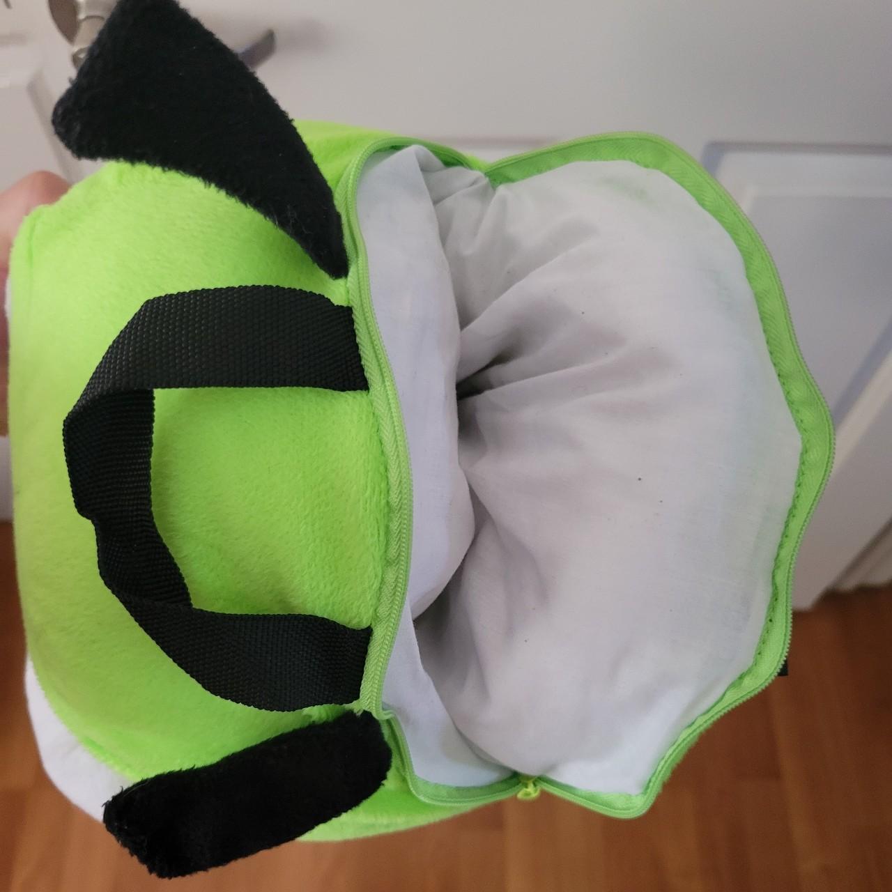 Hot Topic Black and Green Stuffed-animals (4)