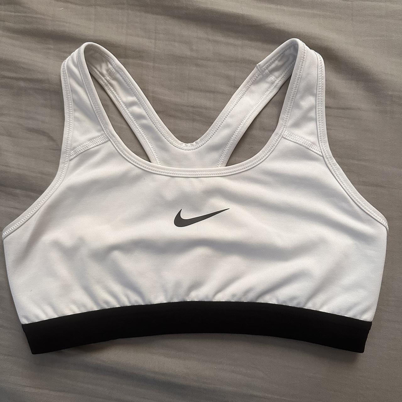 womens white nike sports bra
