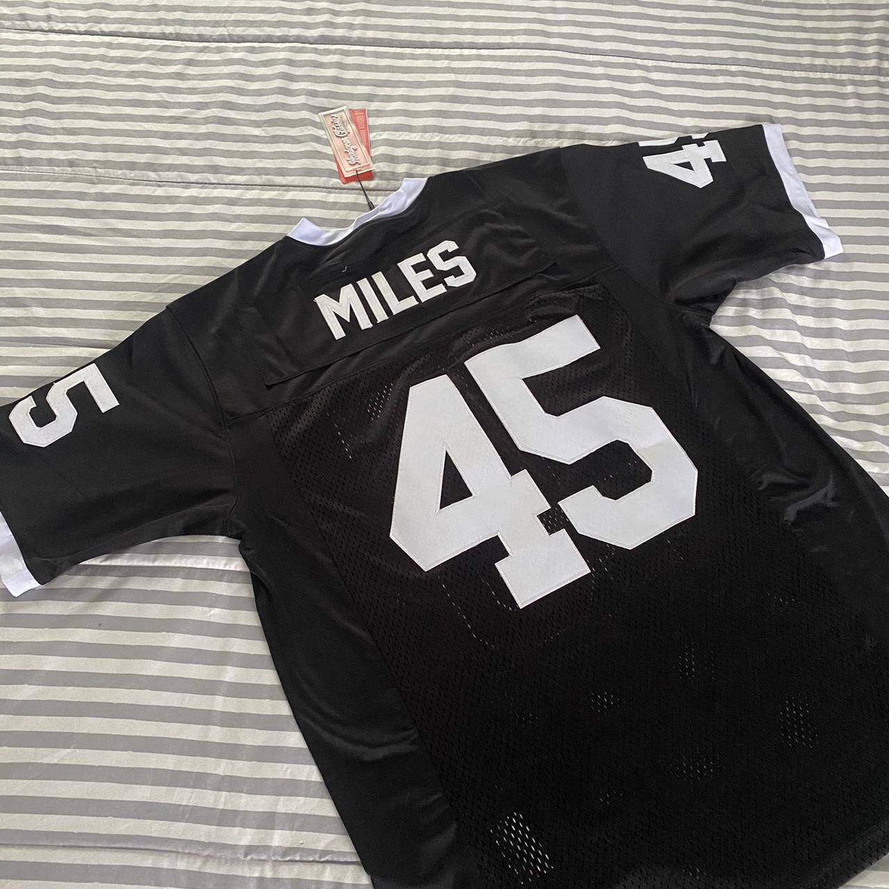 Headgear Classics Boobie Miles