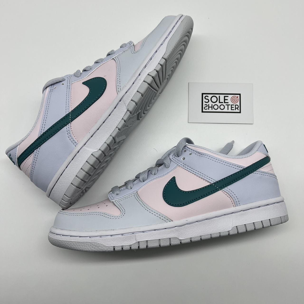teal nike dunks