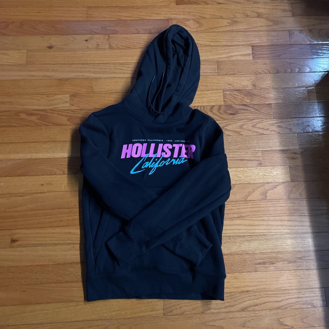 Grey Hollister Southern California hoodie. Size s - Depop