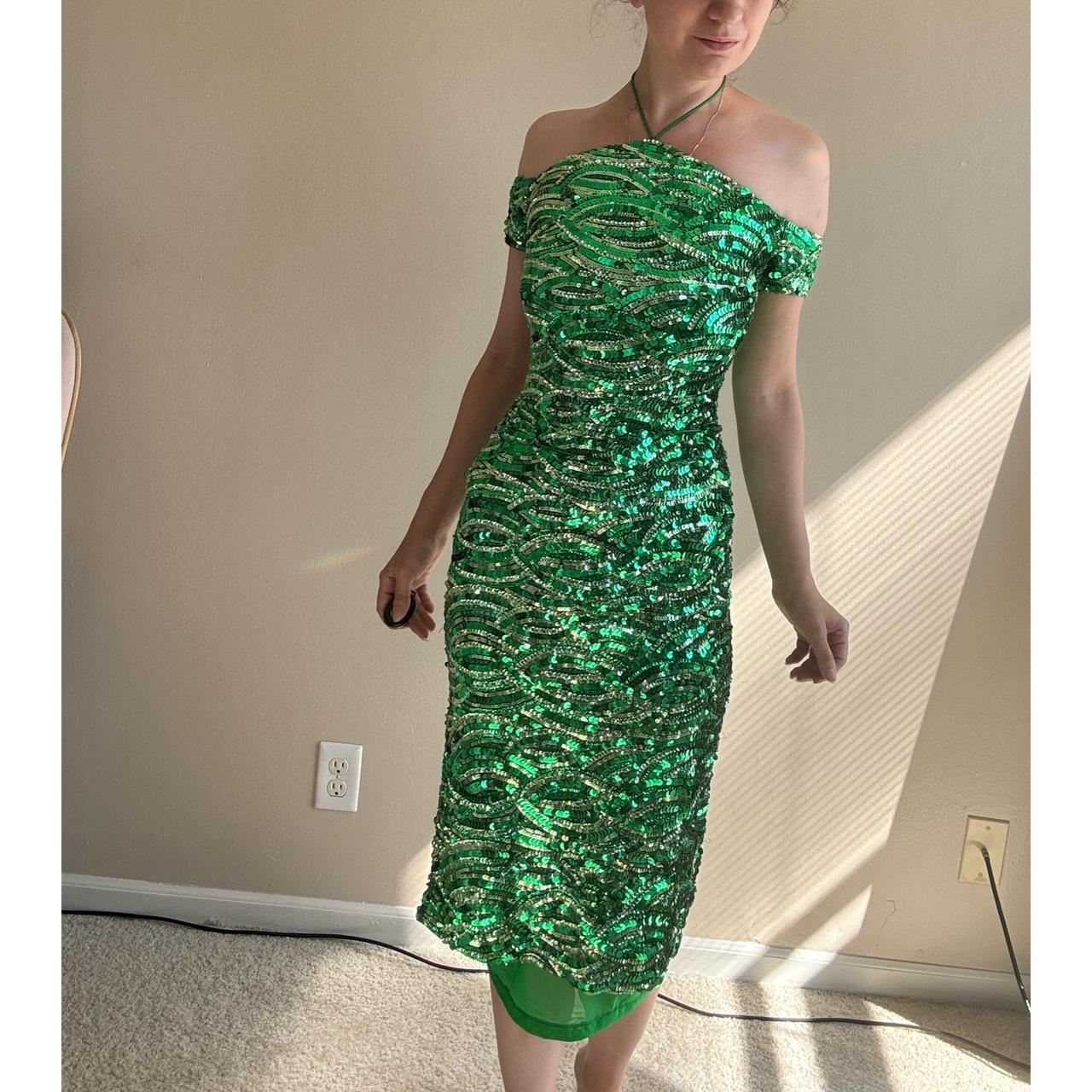 Alice and olivia green dress hotsell