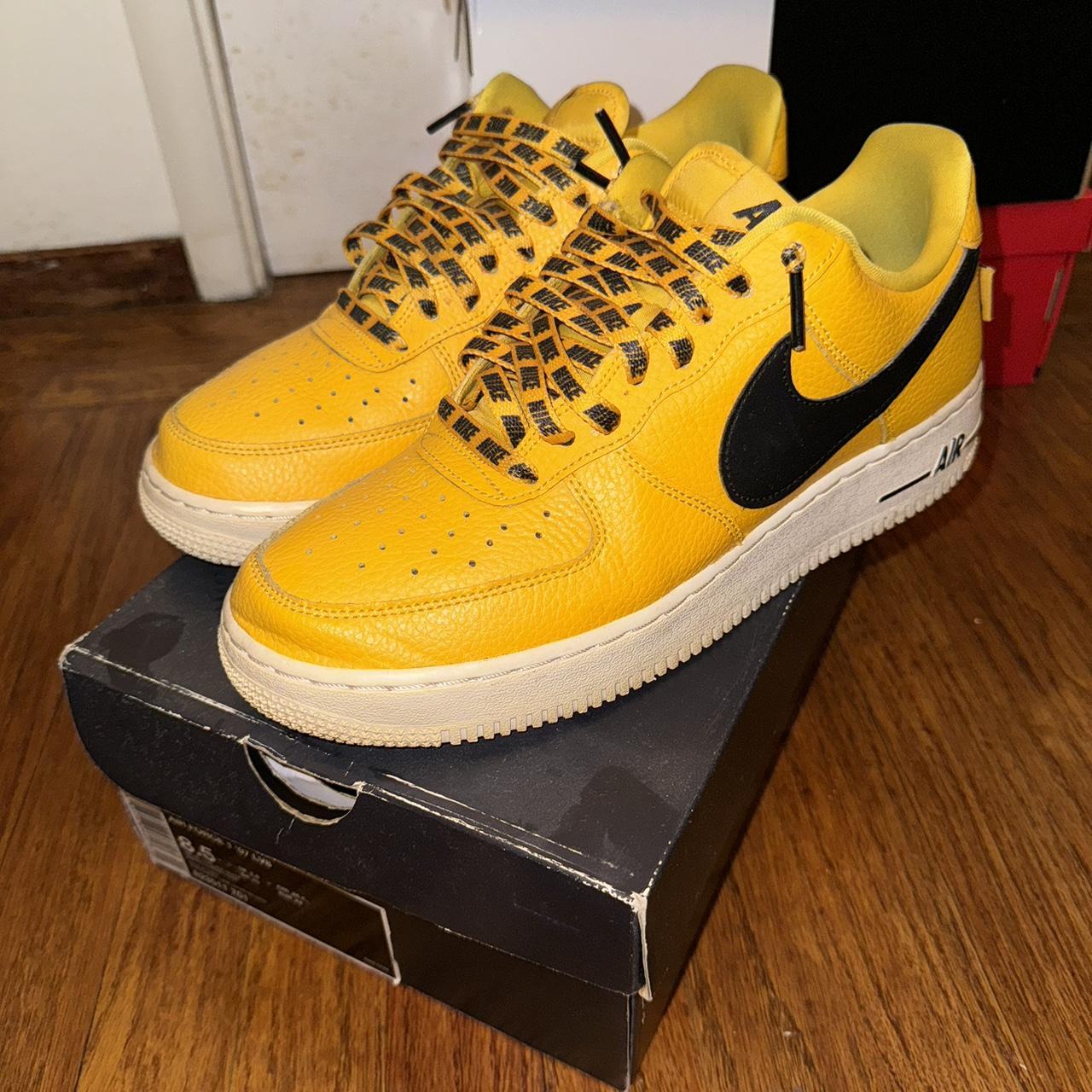 Air force 1 nba amarillo on sale