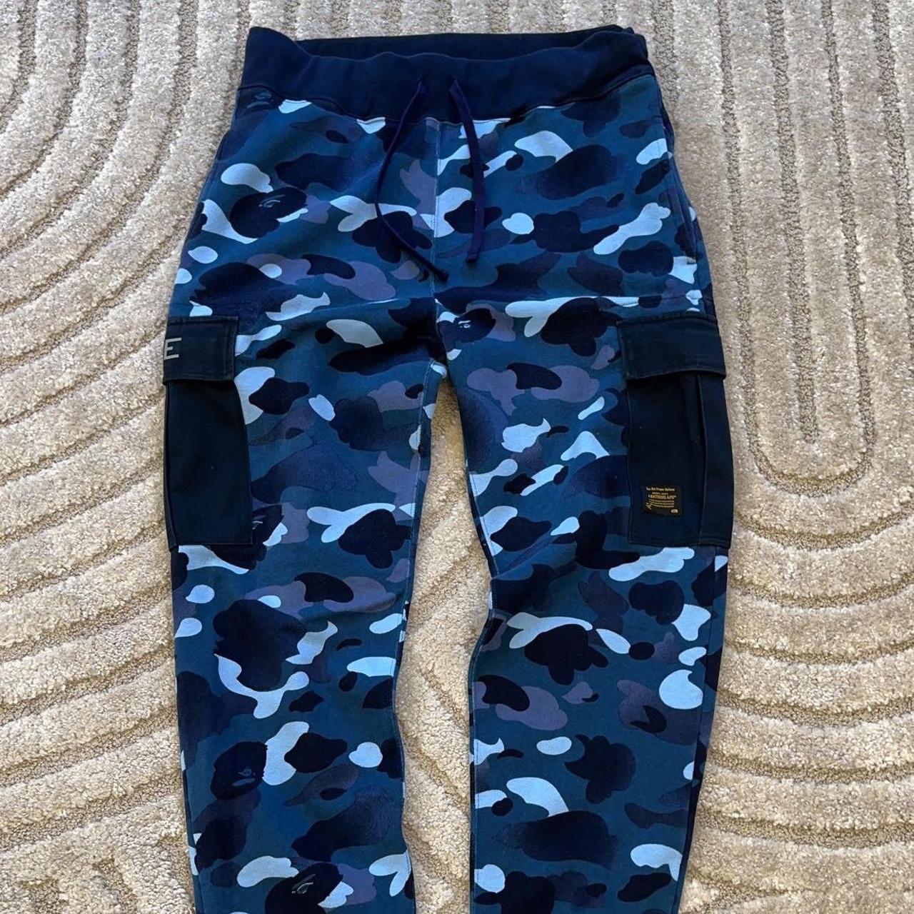 Blue Bape Cotton cargos Size L 9/10 condition - Depop