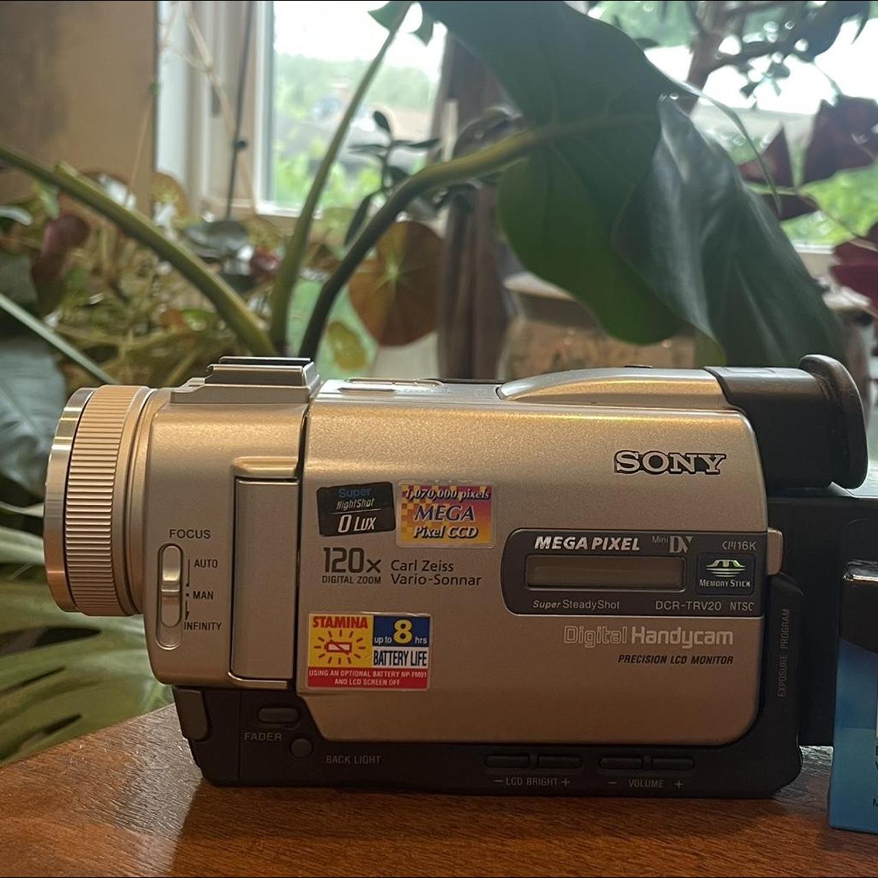 Vintage Sony Handycam What's included: •... - Depop