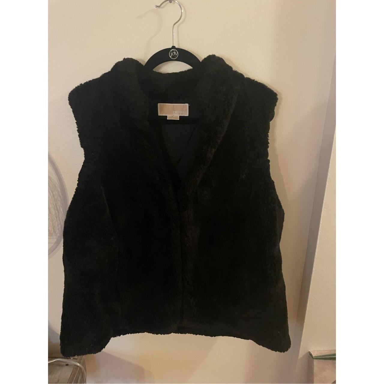 Michael kors black fur outlet vest