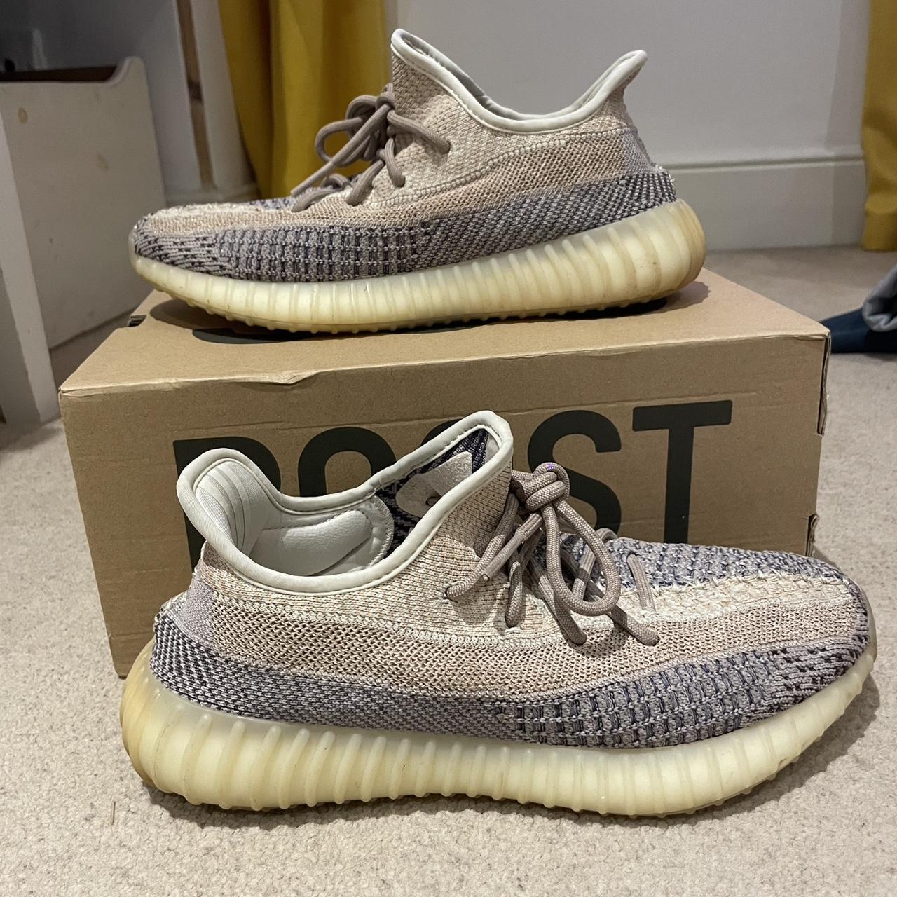 Men s Yeezy 350 v2 size 8 Near enough perfect