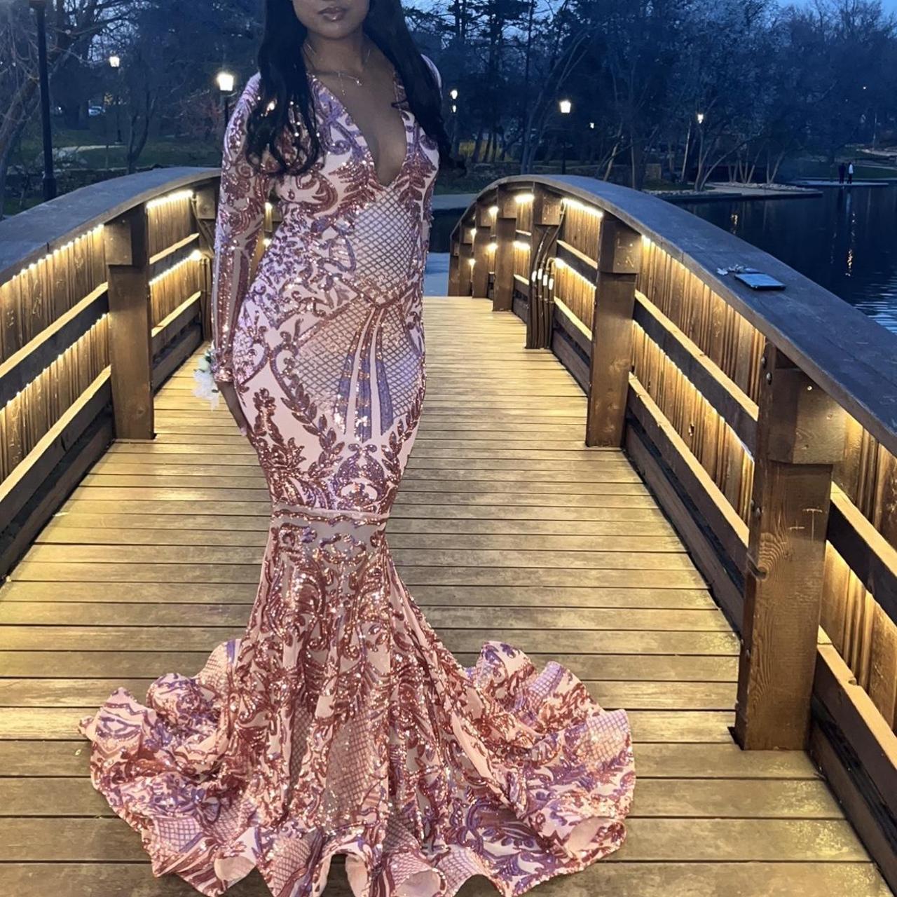 Prom store dress selling