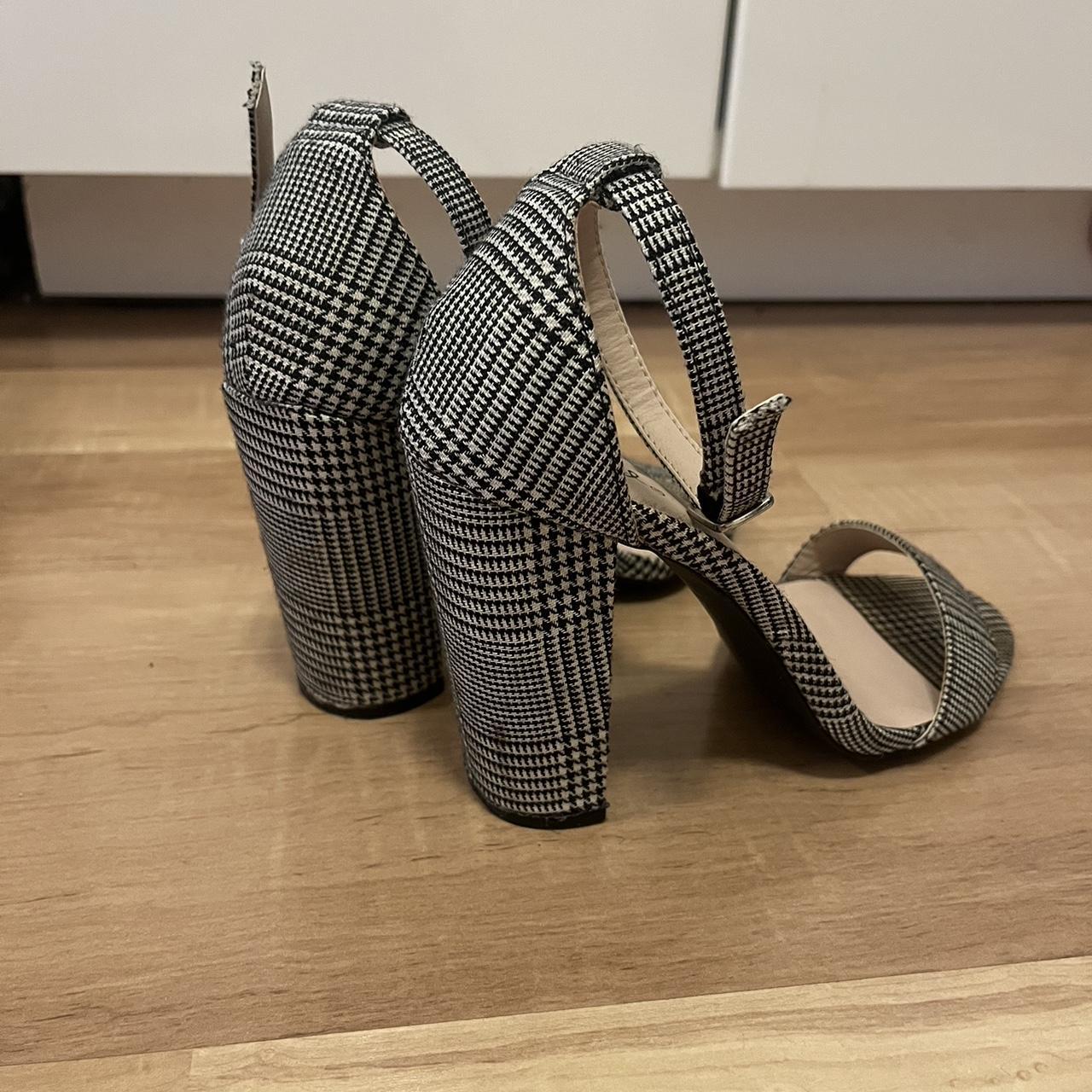 Black and best sale white plaid heels