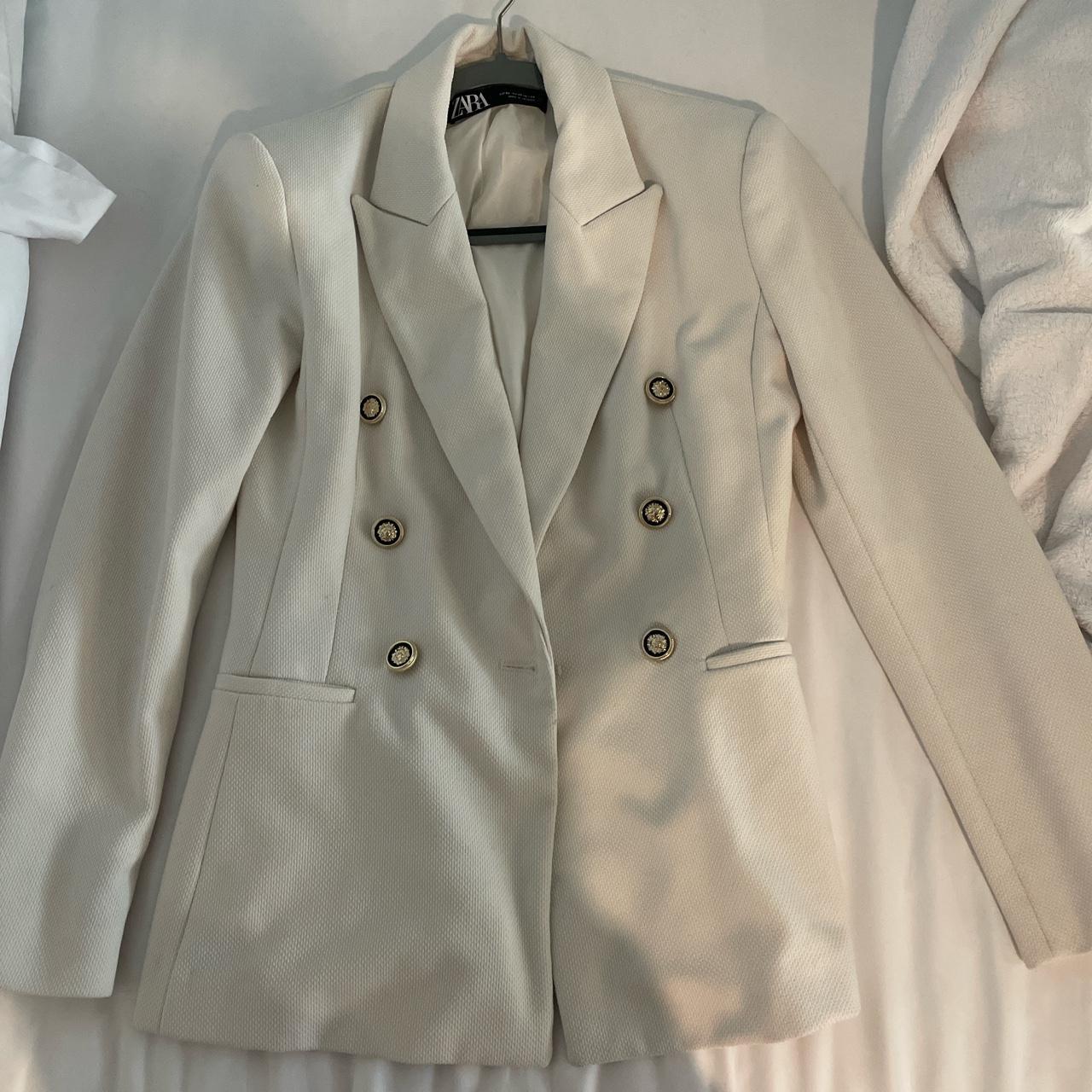 Zara Ivory White Blazer Size: XS #zara #oldmoney - Depop