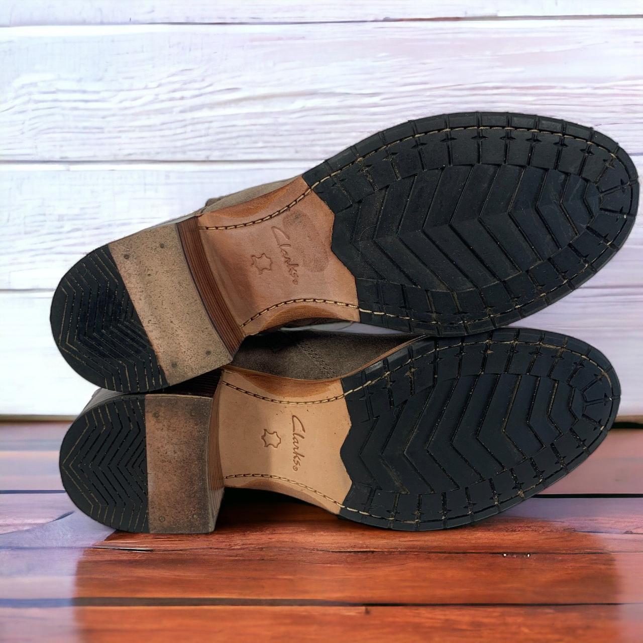 Clarks Clarkdale Dawn Taupe Suede Side Zip Depop