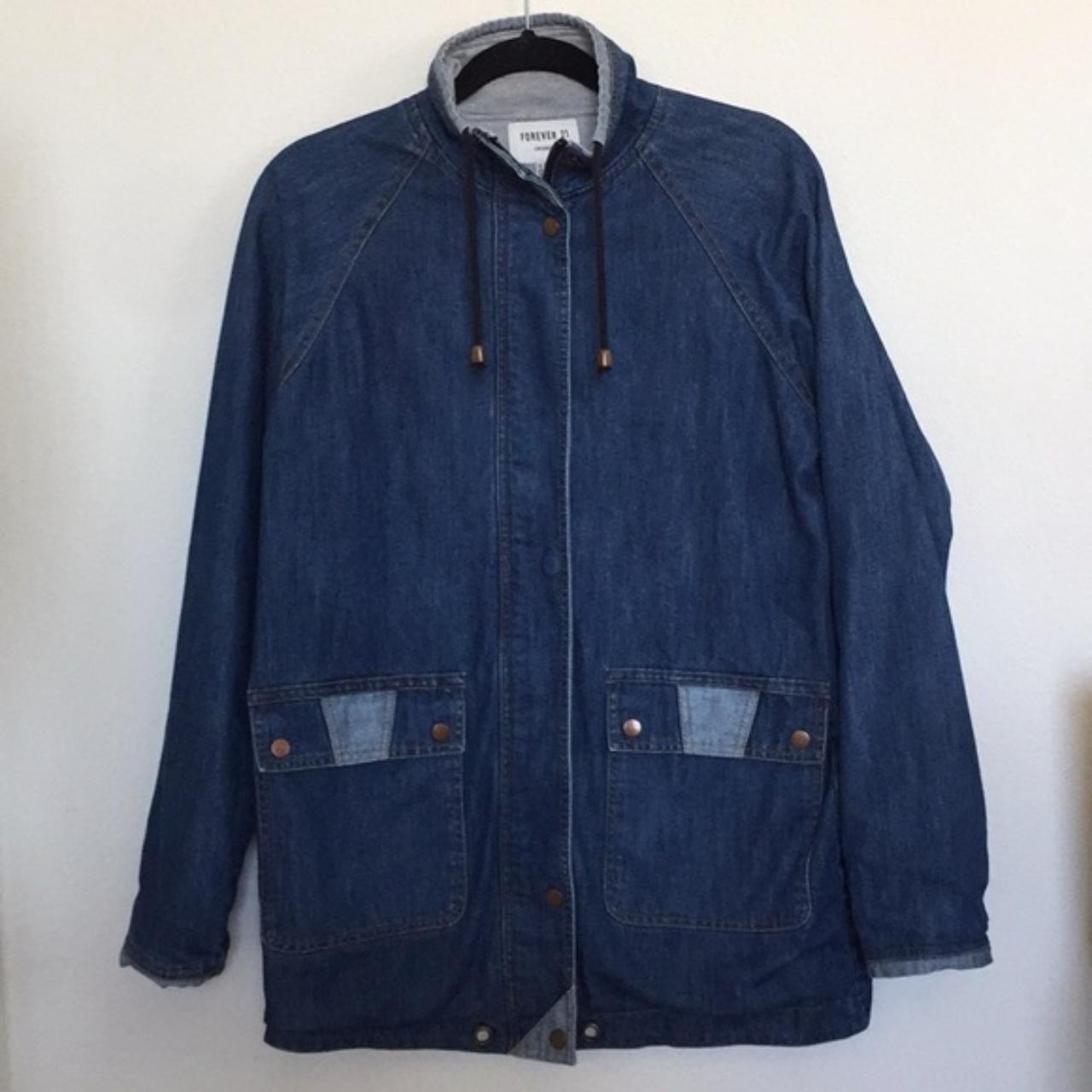 Forever 21 denim Jacket with 2 deep large front... - Depop