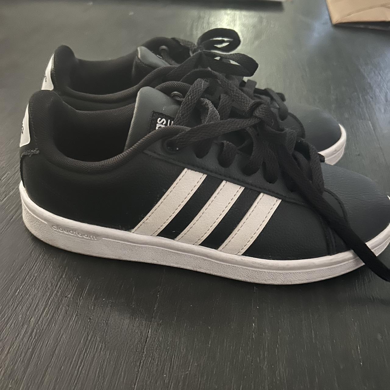 Ladies black adidas trainers size 6 best sale