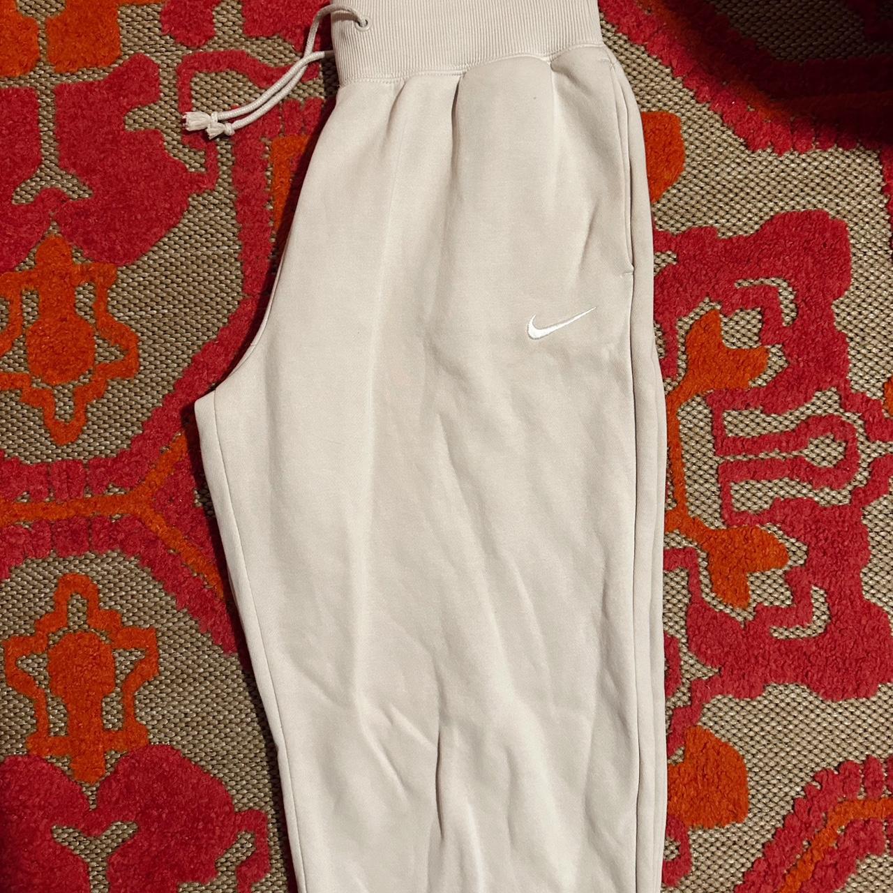 nike cream tracksuit womens