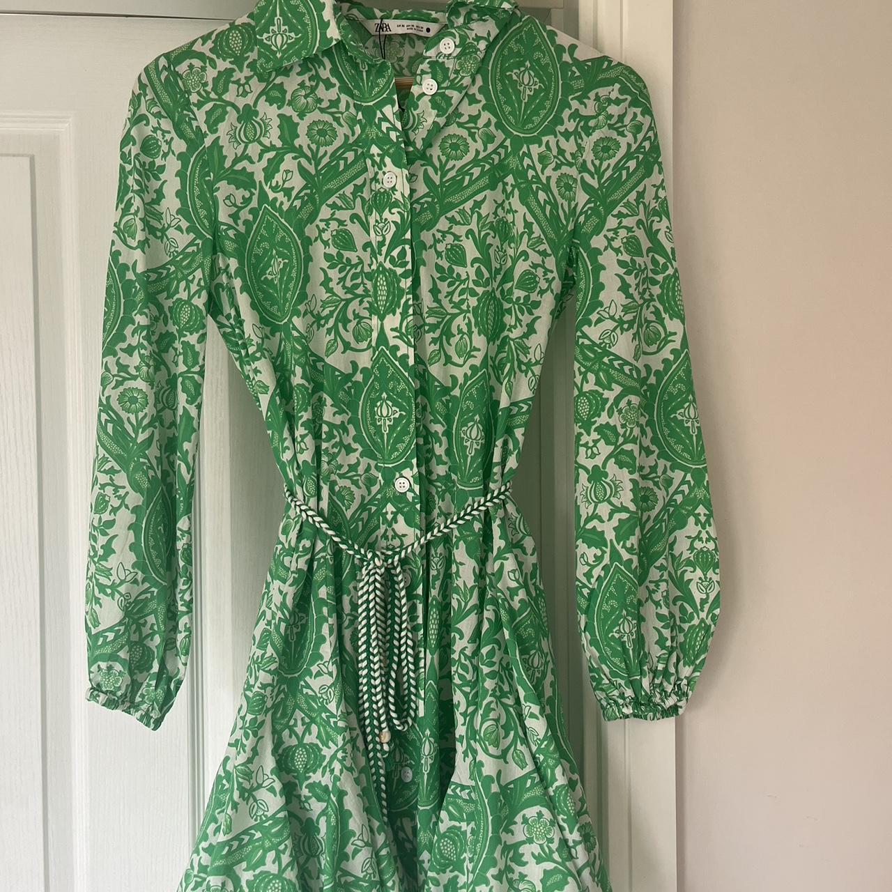 Zara printed mini dress - green Size XS Excellent... - Depop