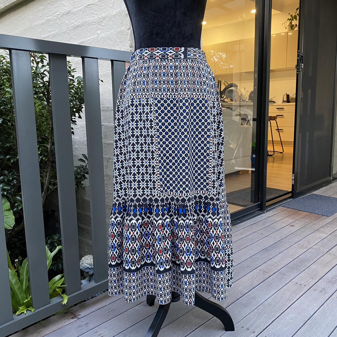 Veronika Maine midi skirt Size 10 Print is black,... Depop