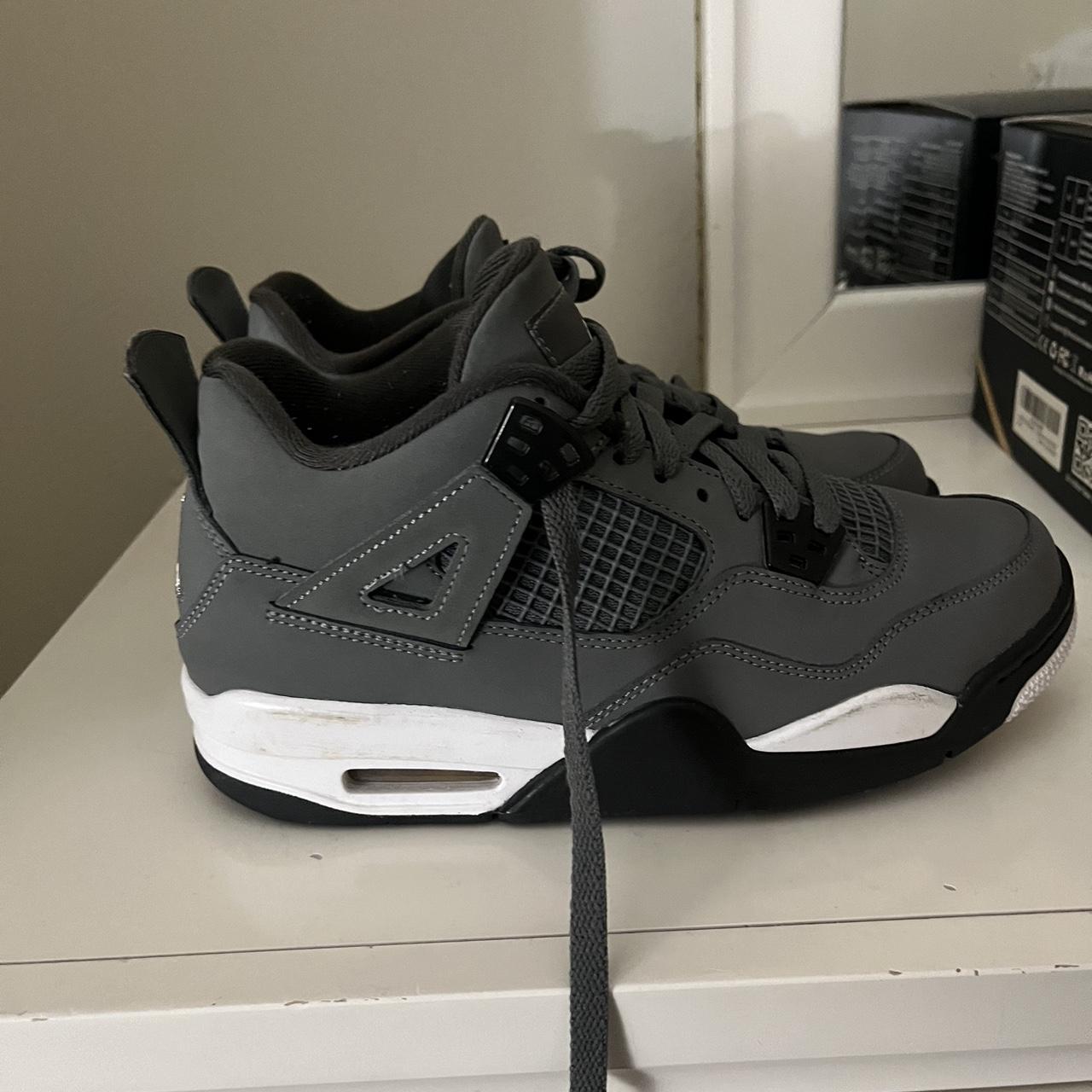 grey jordan 4's