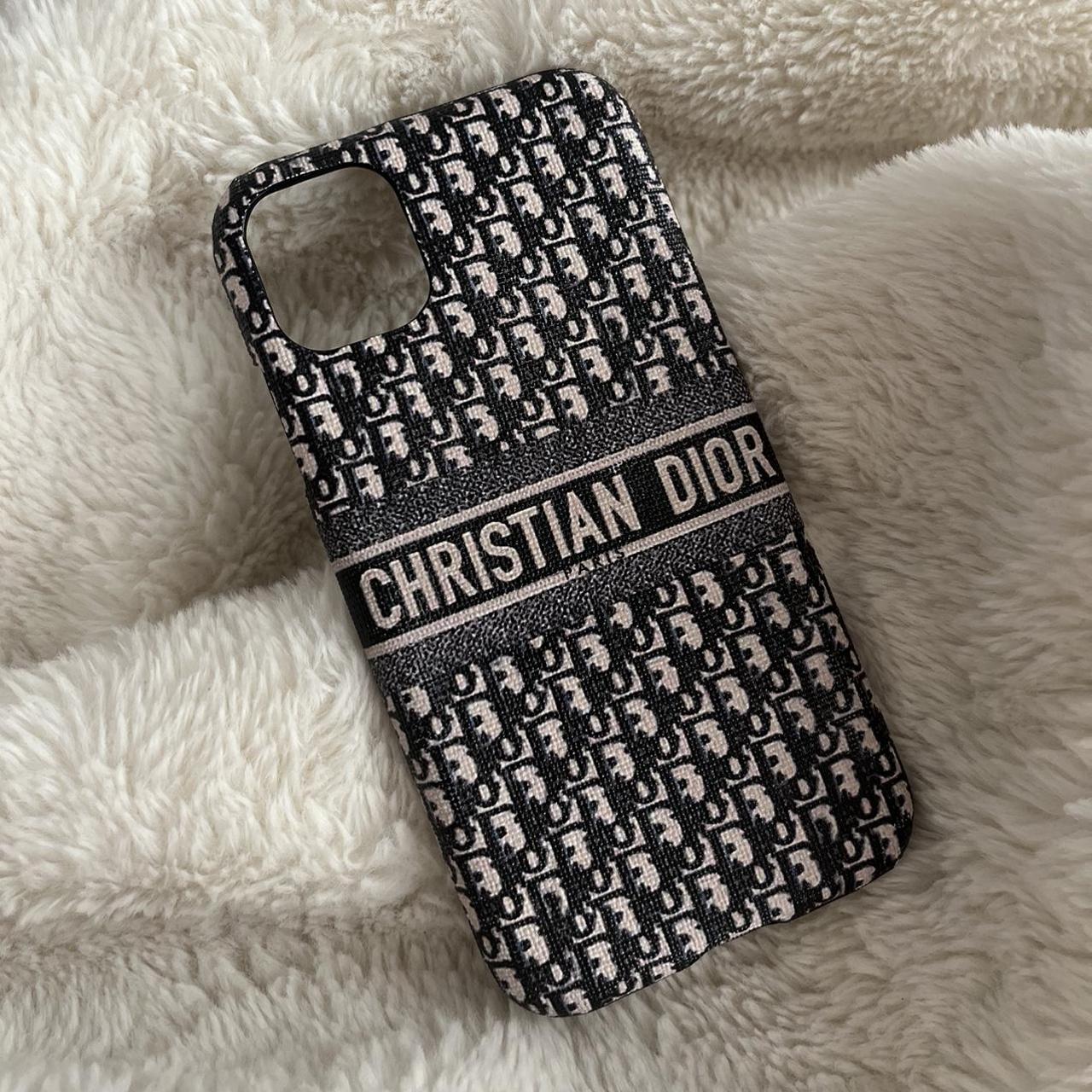 Dïôr Iphone 11 case 🪩 •Navy blue colour