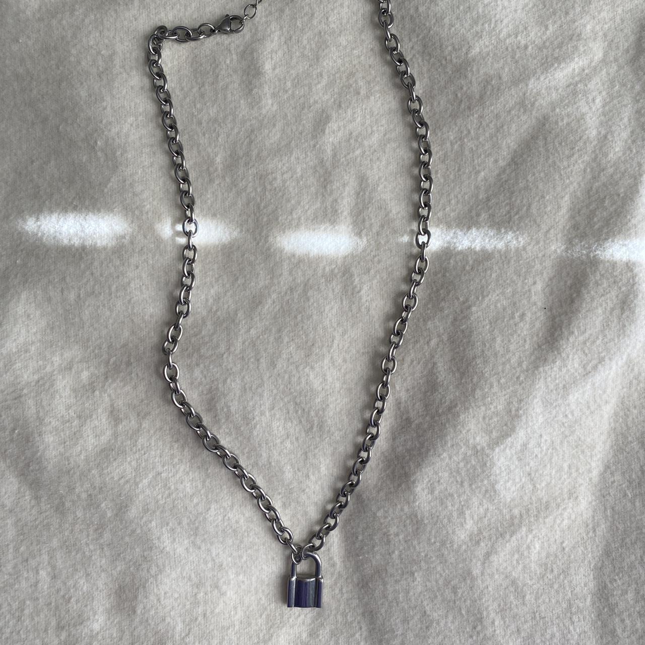 Brandy melville lock on sale chain