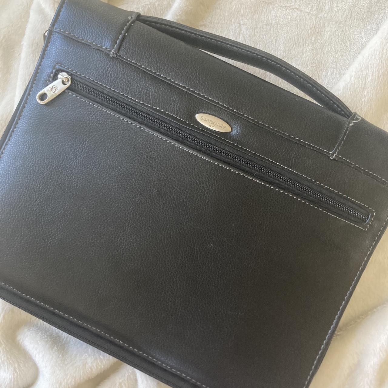 black samsonite briefcase/binder includes notepad,... Depop