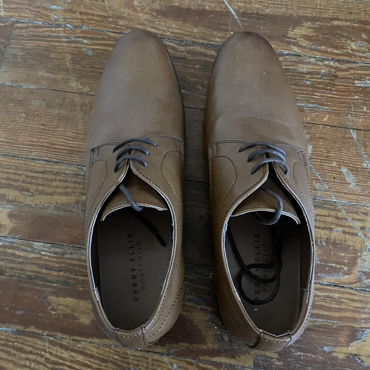 Perry Ellis Men's Brown Oxfords | Depop