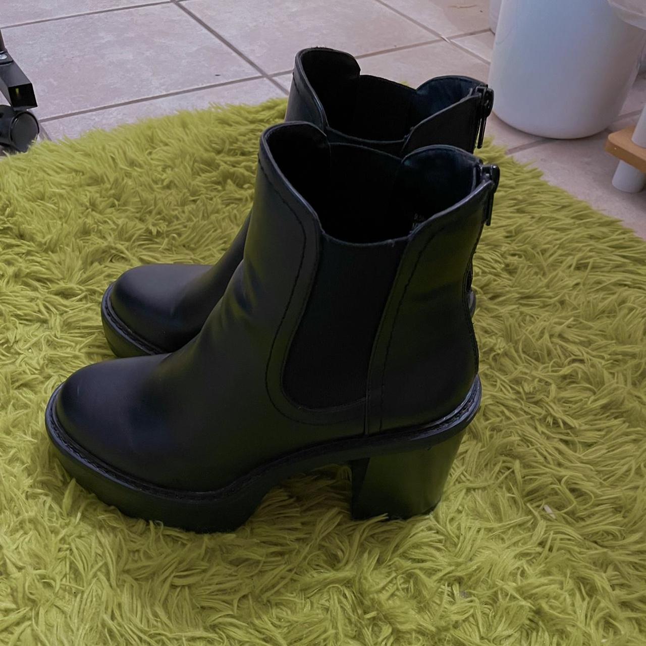 madden girl sneaker boots