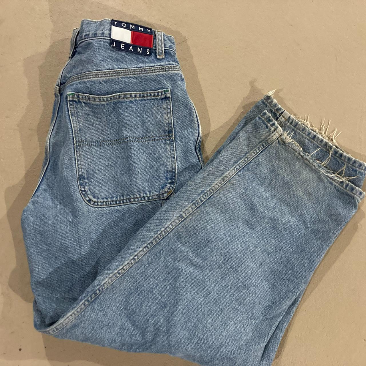 Tommy Hilfiger Men's Navy and Blue Jeans | Depop