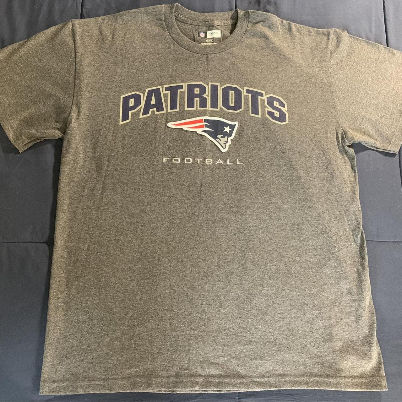 Unisex New England Patriots vs Everyone Gray Hoodie Sweatshirt Large Gildan  NWOT