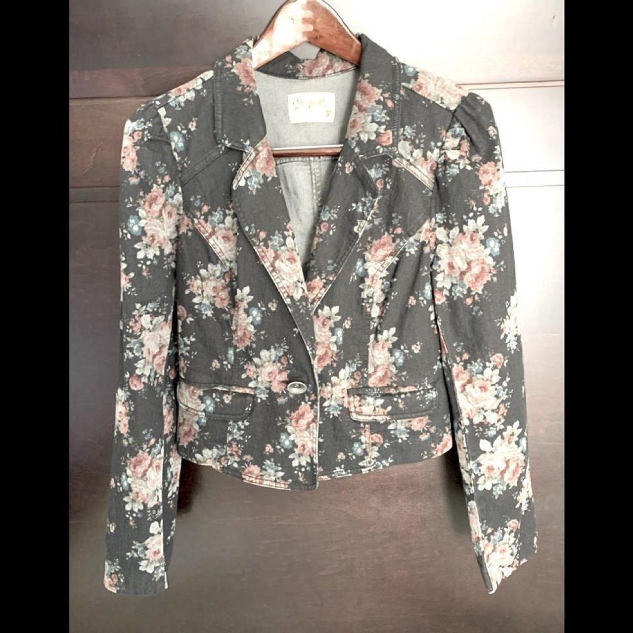 Free People Urban Outfitters black floral denim jacket size 12 on sale