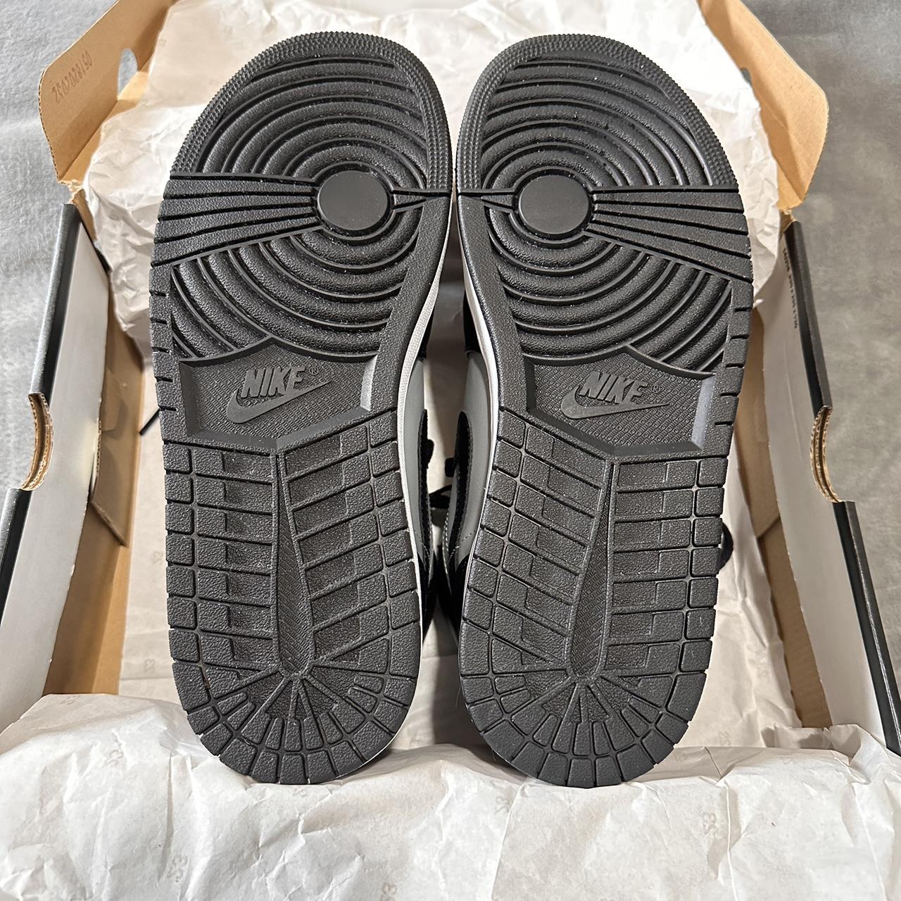 midnight shadow air jordan 1