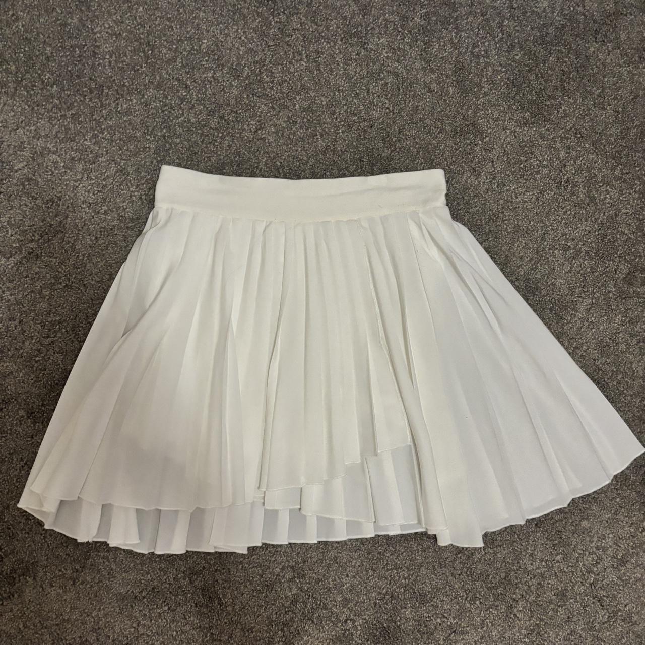 Glassons White Tennis Skirt/Skort Worn but in... Depop