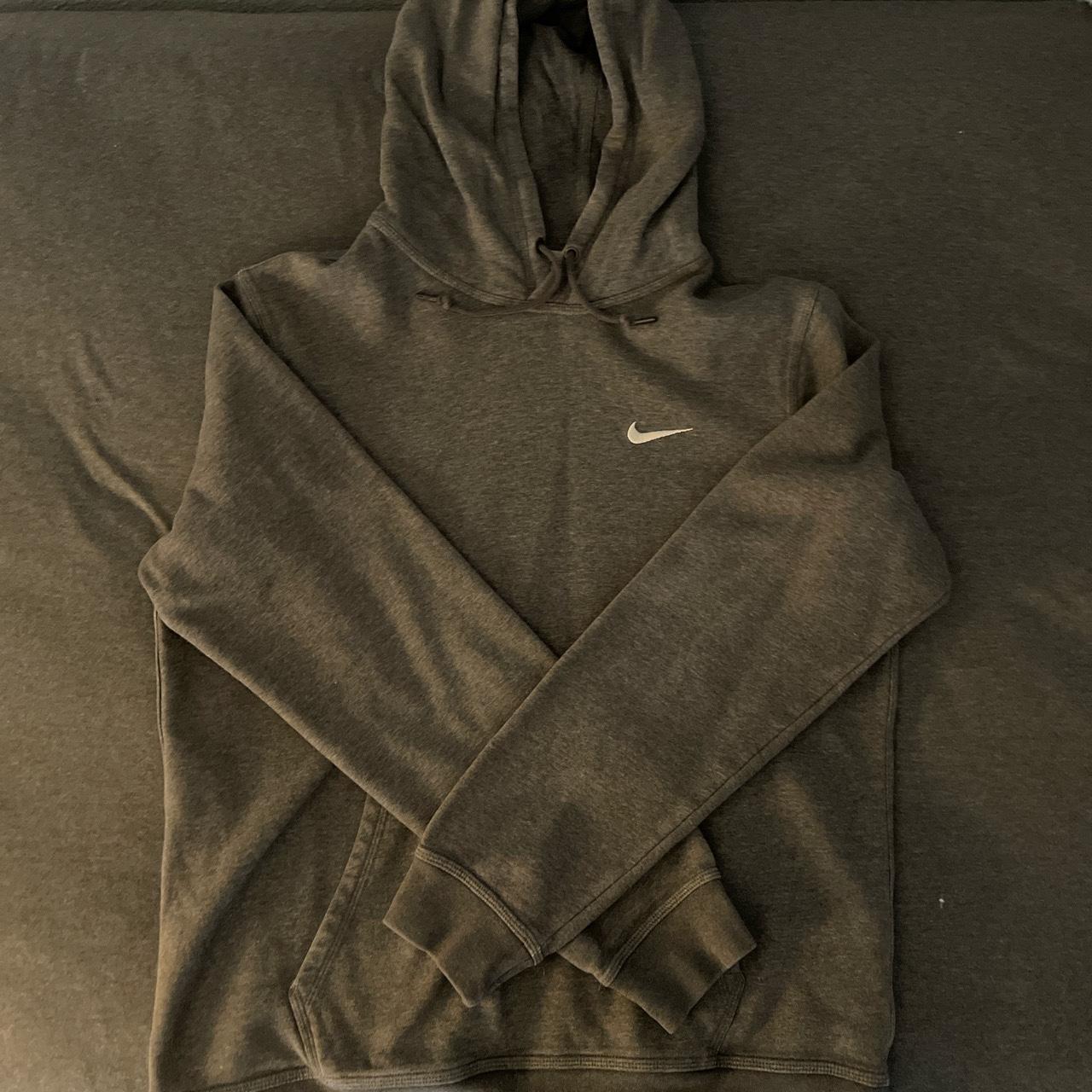 nike training hoodie grey
