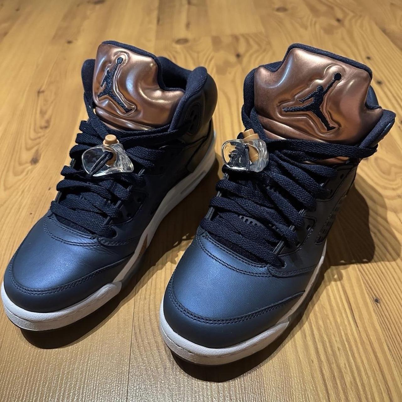 Air Jordan 5 Retro Bronze 7y No box. Worn few times. Depop