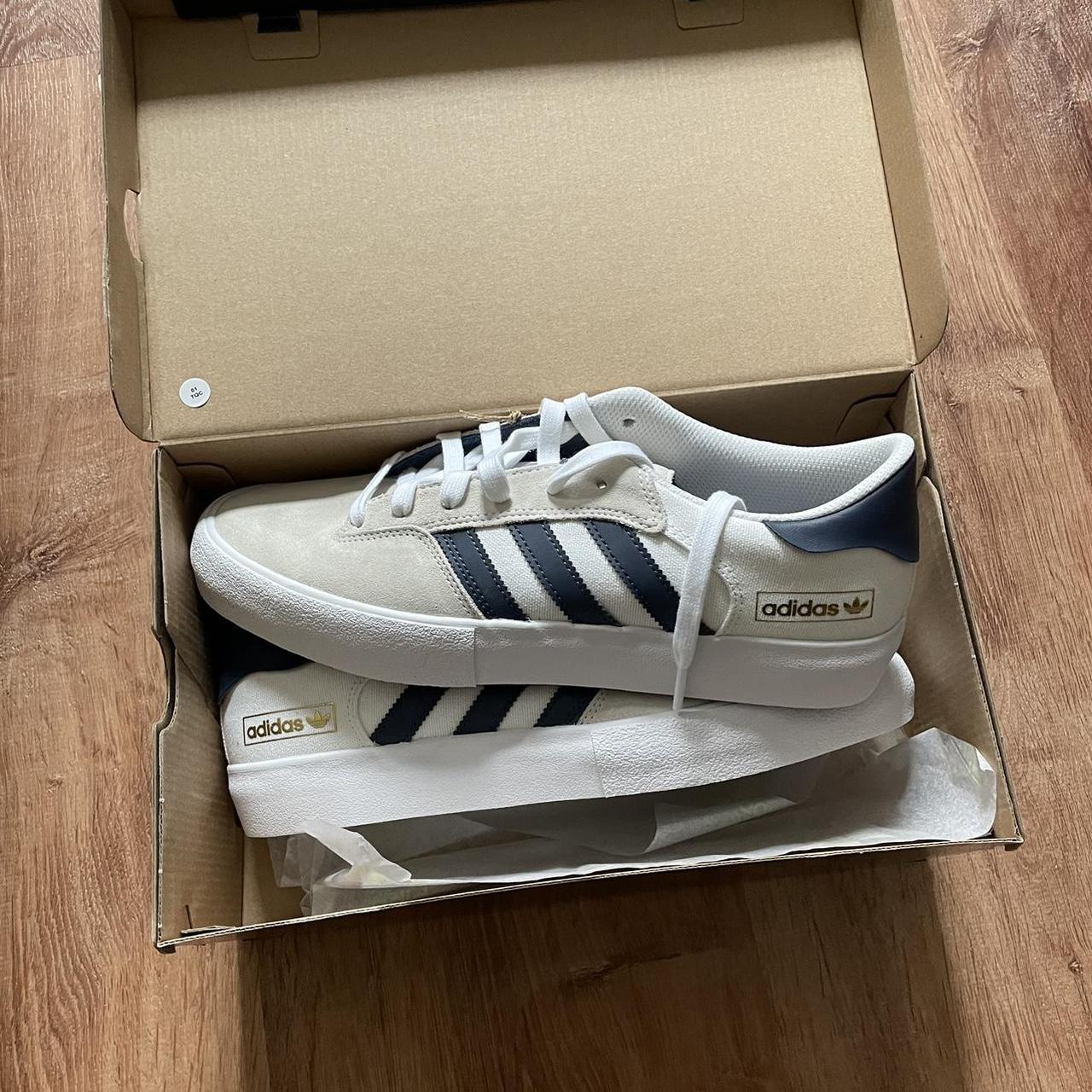 Adidas Men's White Trainers | Depop