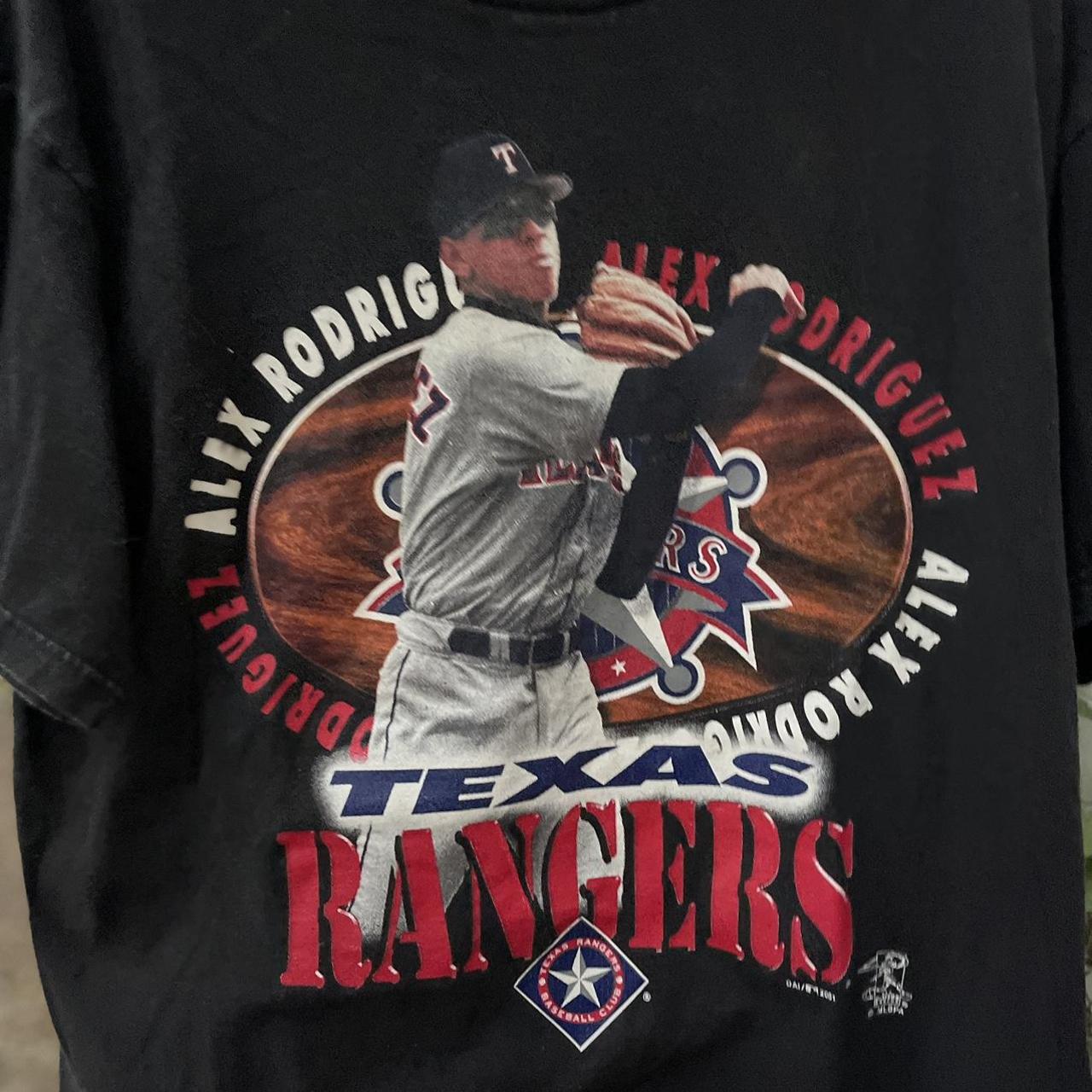 Classic Texas Rangers T-Shirt. Size Small. Dark Grey - Depop