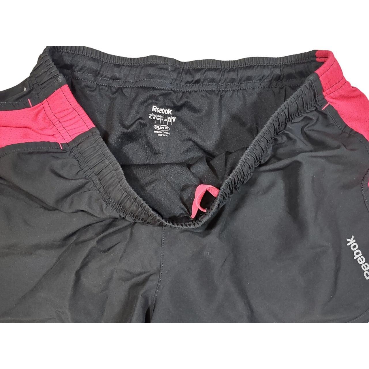 lyserød grundigt twinkle Reebok Womens Athletic Shorts Black Play Dry Elastic... - Depop