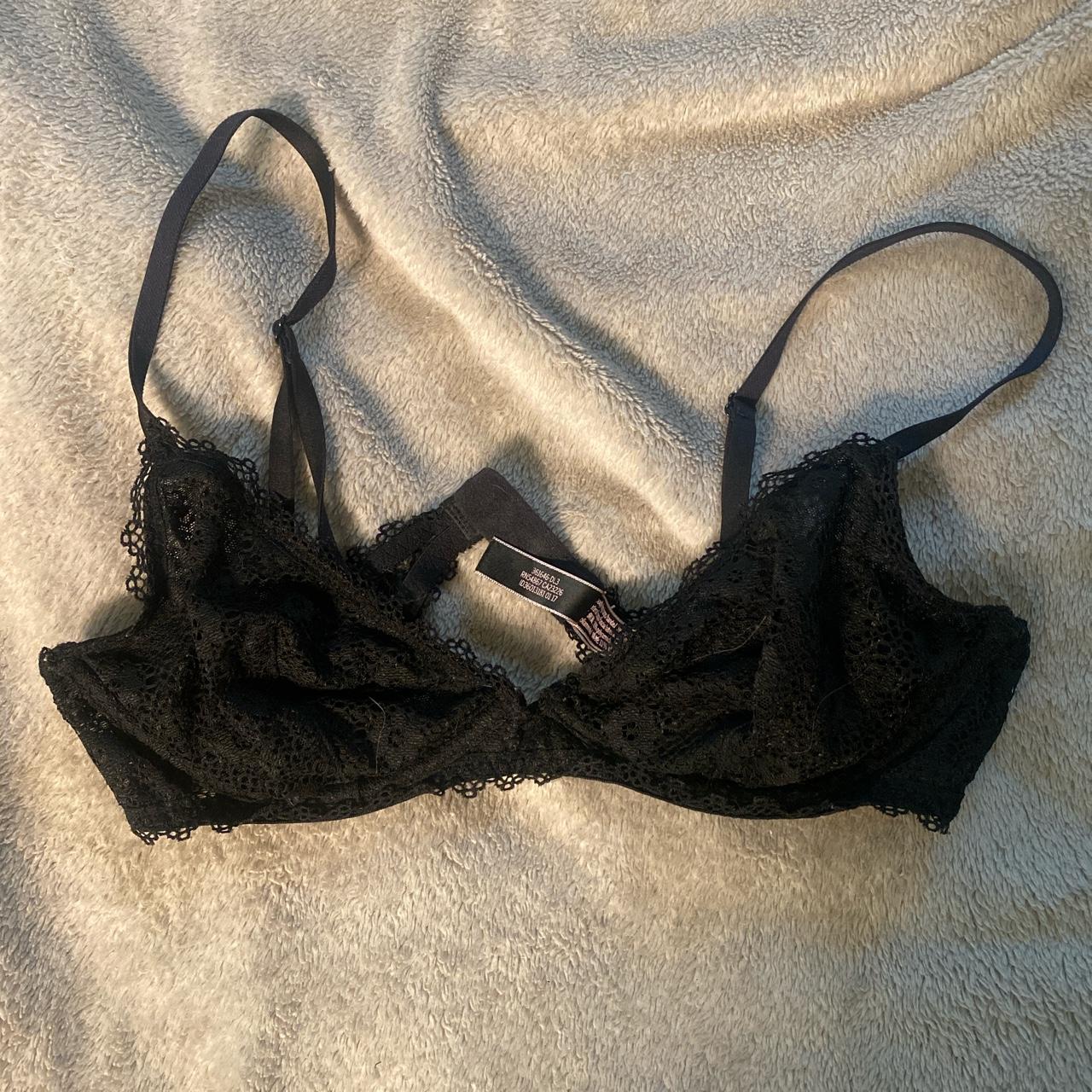 Size medium Victoria’s Secret unlined bralette with... - Depop