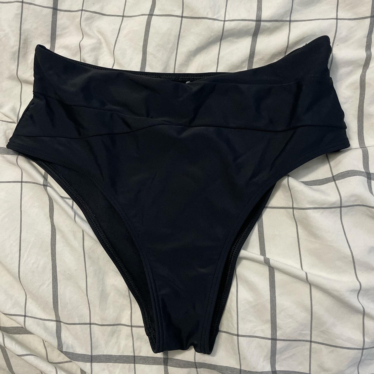 Hollister High Waisted Bikini Bottons *PayPal... - Depop